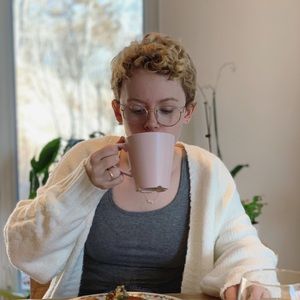 Meet your Posher, Bella